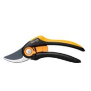 FISKARS Κλαδευτήρι Plus™ Bypass P541 (111116102)